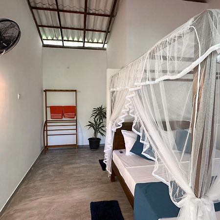 Midigama Inn Ahangama Esterno foto